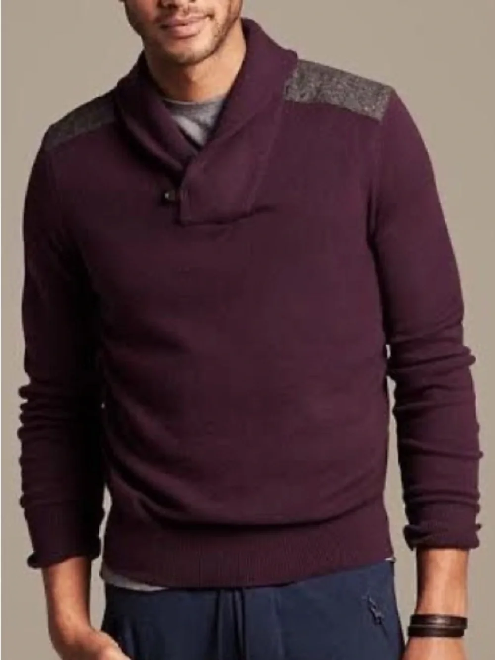 Banana Republic Men’s XL Merino Wool Shawl Collar Sweater Burgundy Shoulder Patc